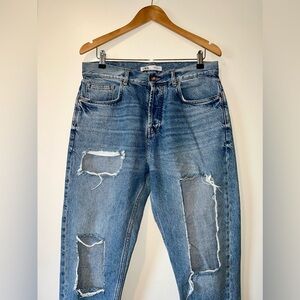 ZARA Distressed Denim Jeans w Cut Out Detail
